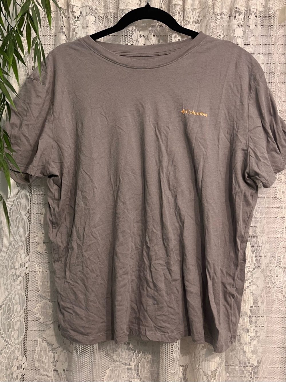 NWOT Women’s Columbia tee